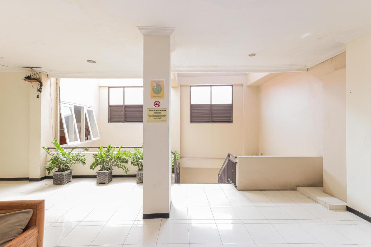 Wisma tamu Jawa Surabaya